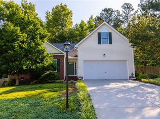 3026 Chartwood Dr, Sandston, VA 23150