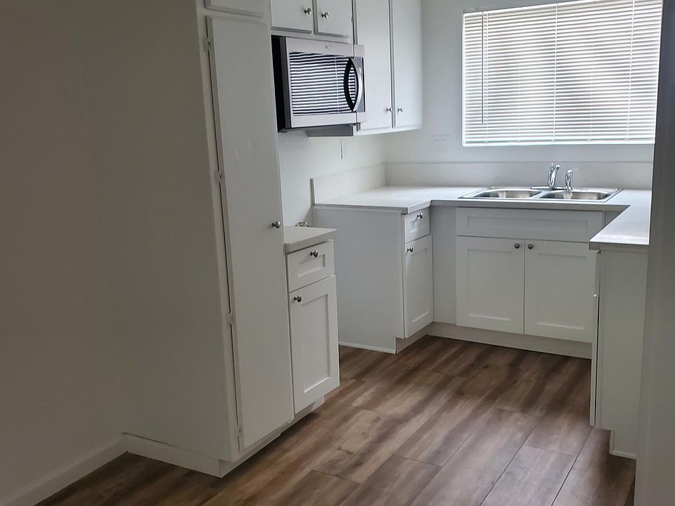 1st image of 4063 42nd St APT 2