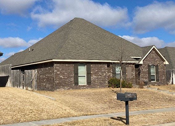 3rd image of 7412 Vail Dr