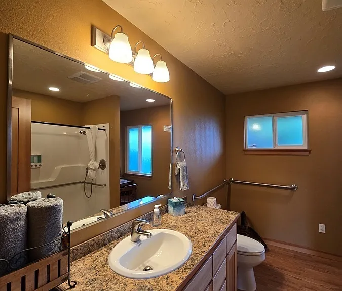 1902 NW Oceania Dr — Photo 24