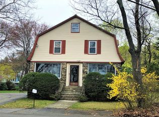 1 Fairview St, Saugus, MA 01906