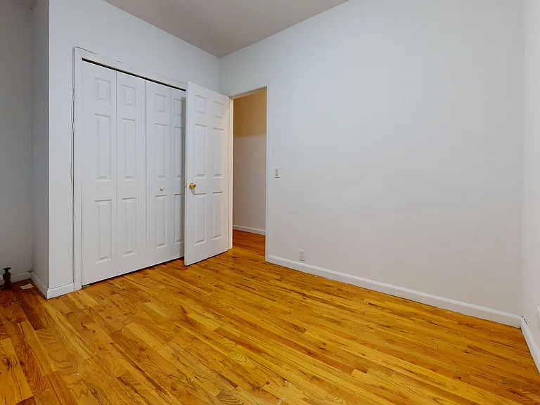 104 2nd Ave #16 — Photo 10