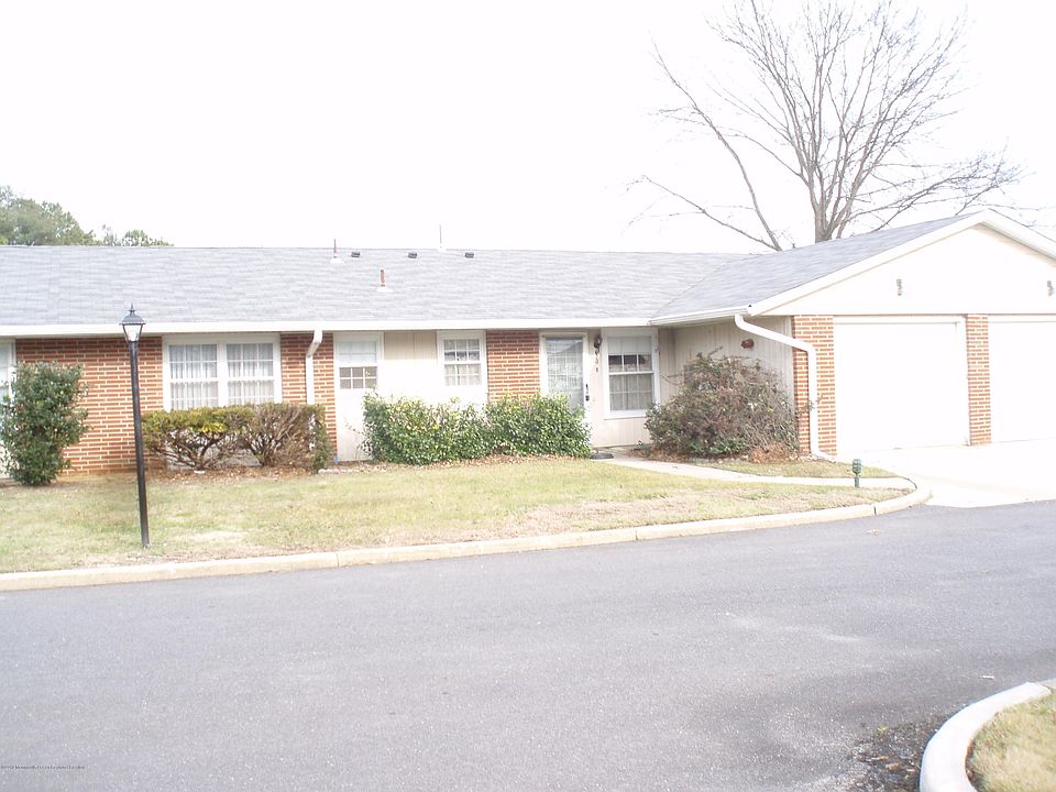 1st image of 620B Huntington Dr #100B