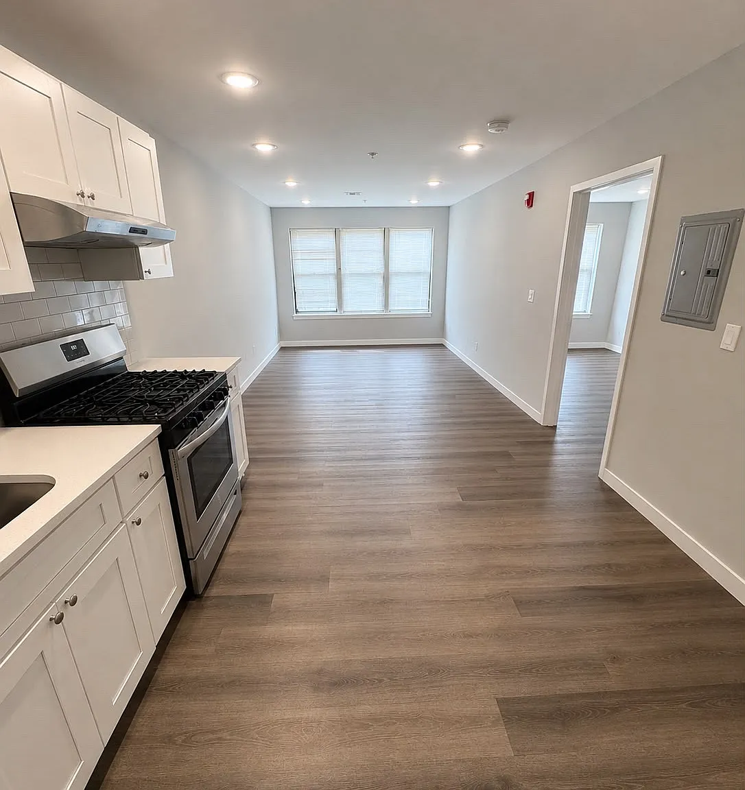 1 bed, $1,963 — Photo 2