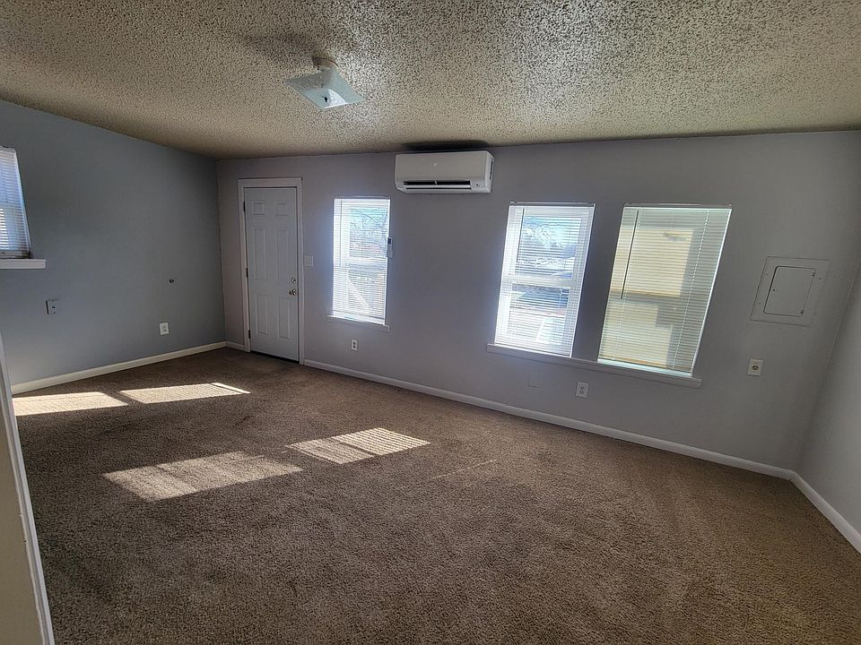 1st image of 4521 N Prospect Ave APT B