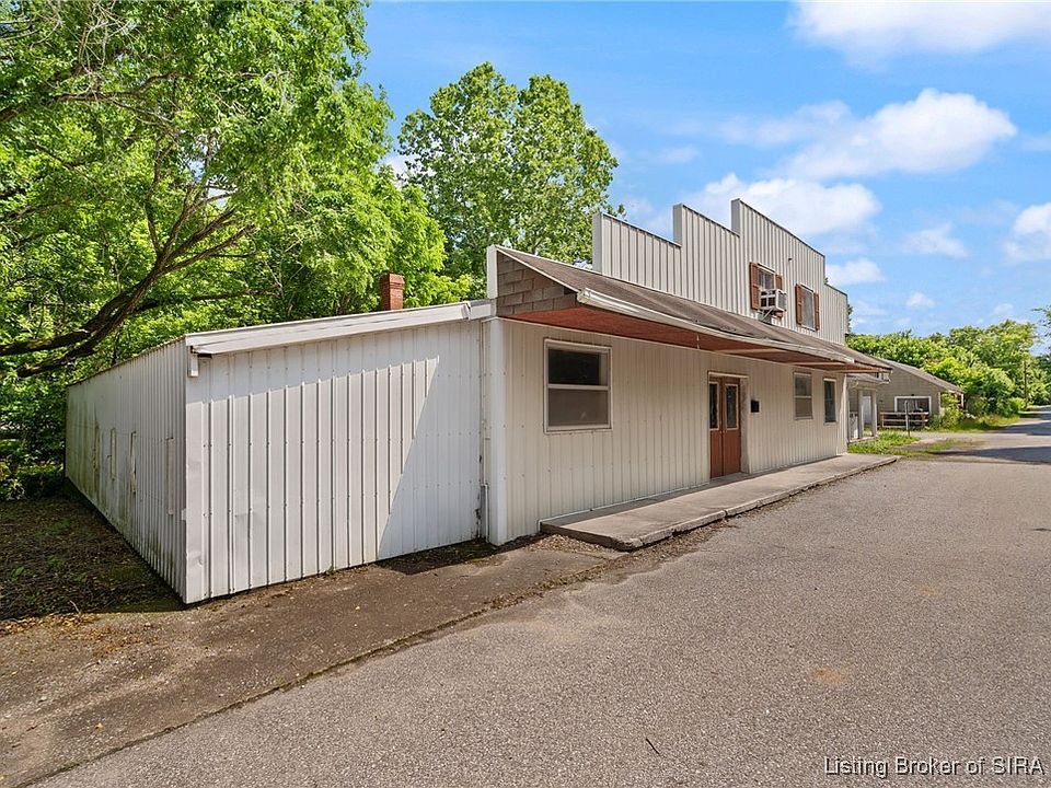 1st image of 276 S Bradley Street