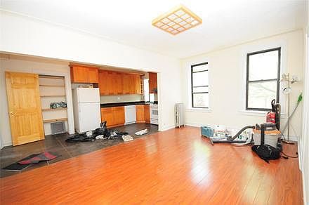 2nd image of 265 4th Ave APT 3