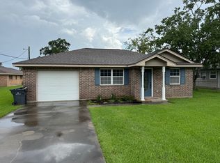 205 Quincy St, Bridge City, TX 77611