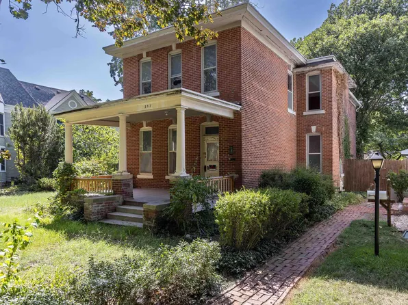 317 SW Clay St, Topeka, KS 66606