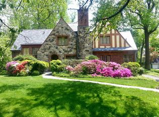 135 Beechmont Dr, New Rochelle, NY 10804