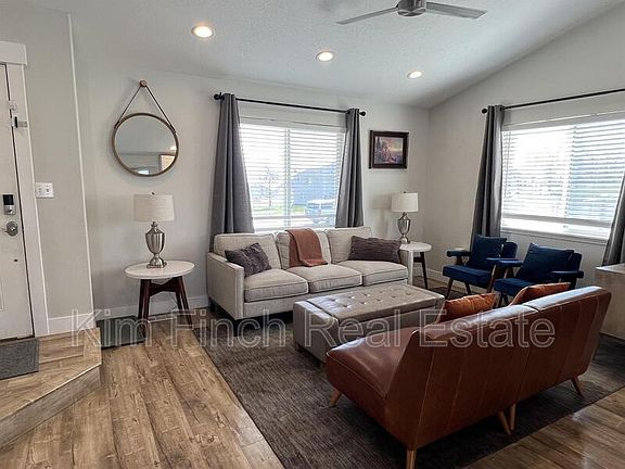 4th image of 3663 S Lake Mountain Dr