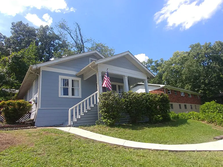 514 S Seminole Dr — Photo 1