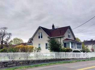 369 Melville Ave, Fairfield, CT 06825