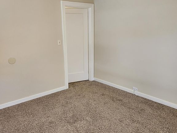 5th image of 1044 Palm Ave