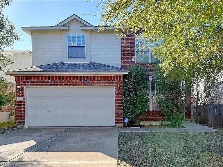 10528 Dunham Forest Rd — Photo 1