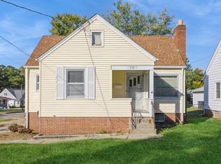 1708 41st St, Des Moines, IA 50310
