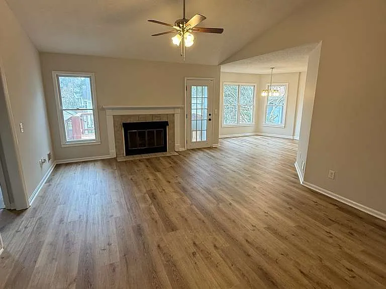 201 Willowood Pkwy — Photo 1