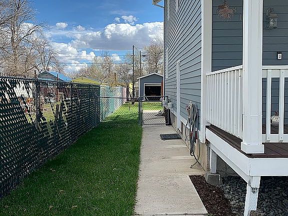 Front side yard 