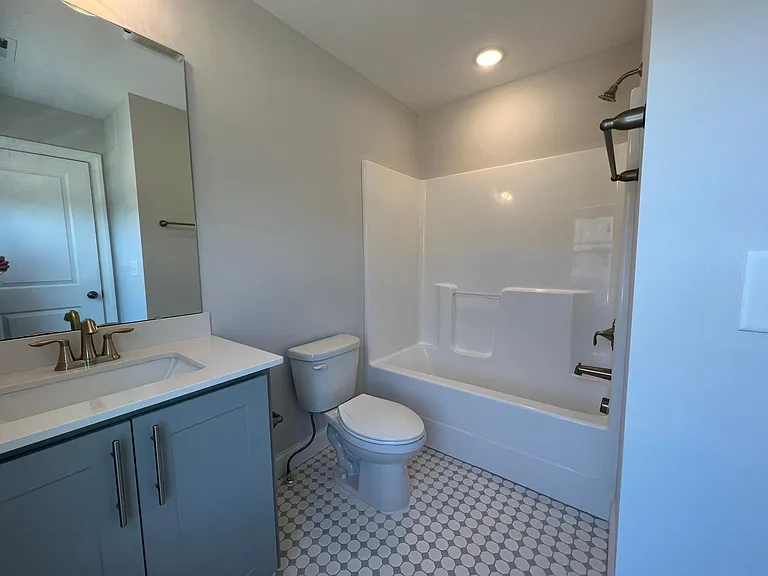 335 Old Grove Ln — Photo 19