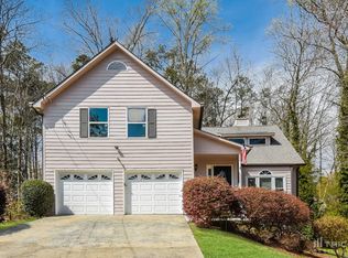 2554 Overlake Dr, Powder Springs, GA 30127