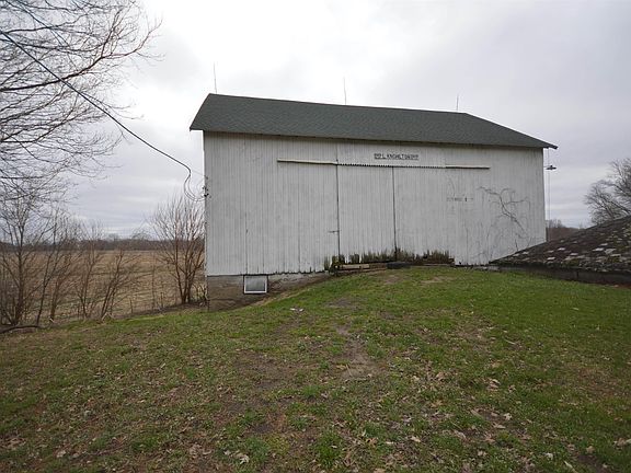 3rd image of 28489 Riley Rd