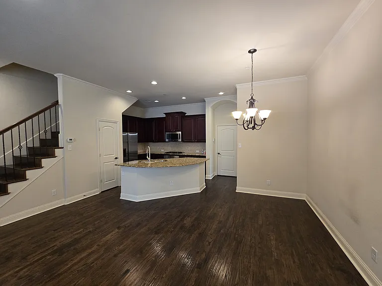 7924 Osborn Pkwy — Photo 33
