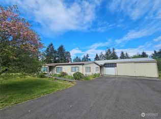 27 Bartell Rd, Oakville, WA 98568