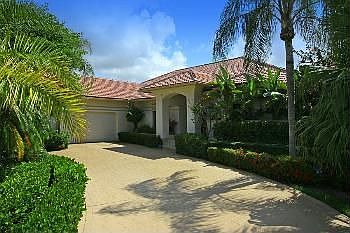 2nd image of 809 Arcadia Ct