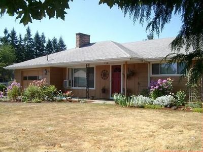 375 S Ivy St, Canby, OR, 97013