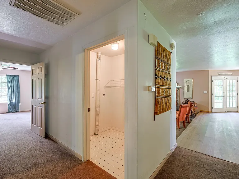 8 Vick Rd — Photo 15