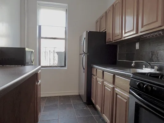 Rented by Albert Attias, LREB | media 1