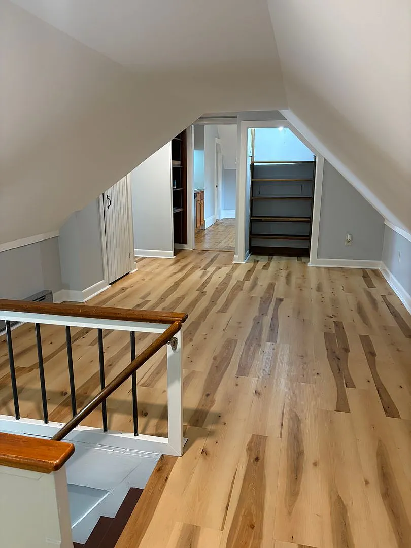 16 Jameson Ave — Photo 2
