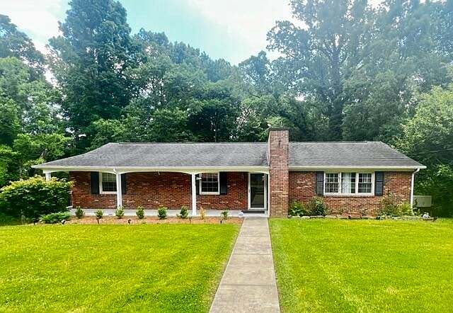 1st image of 1909 Westmoreland Dr