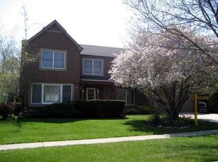 1731 Nathan Ln, Libertyville, IL 60048