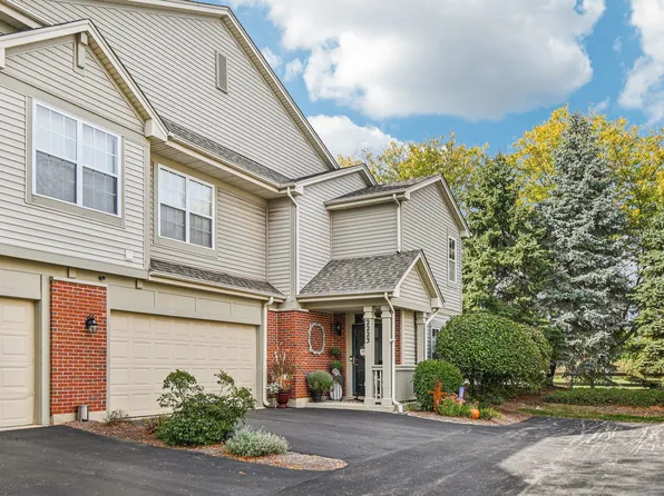 2223 Rockefeller Dr, Geneva, IL 60134