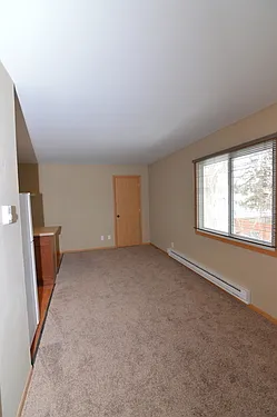 533 McCormick Ave #8 — Photo 8