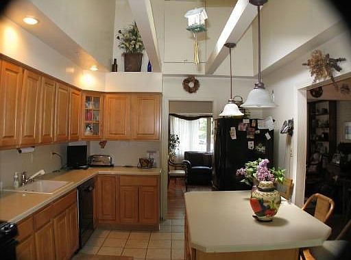 2nd image of 10 Irion Dr