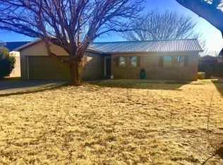 2804 Navasota Dr, Plainview, TX 79072