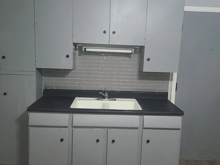 7006 Clement Ave — Photo 6