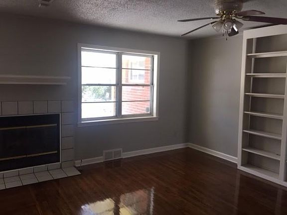 4th image of 1852 Myrna Ln