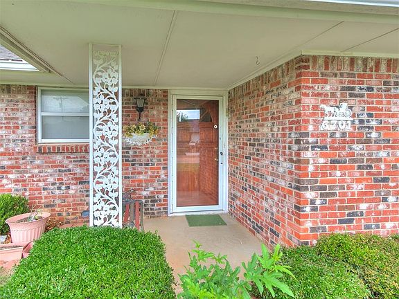 5th image of 6701 S Indiana Ave