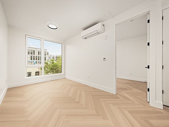 4th image of 34-16 38th St #311