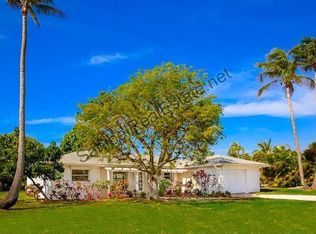 565 E Rocks Dr, Sanibel, FL 33957
