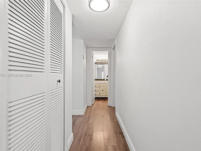 15888 SW 95th Ave #317 — Photo 7
