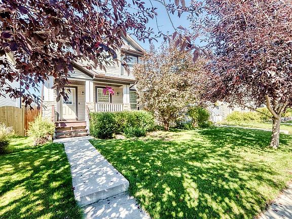 2nd image of 223 E Skyview Ranch Way NE