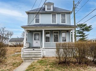 201 N 15th St, Kenilworth, NJ 07033