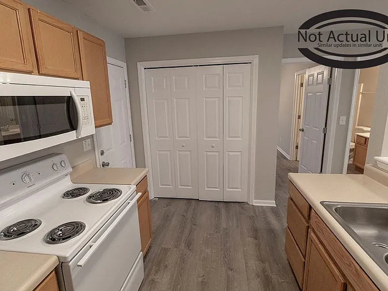 1521 Typhoon Ct — Photo 8