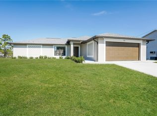 8361 Wren Rd, Fort Myers, FL 33967