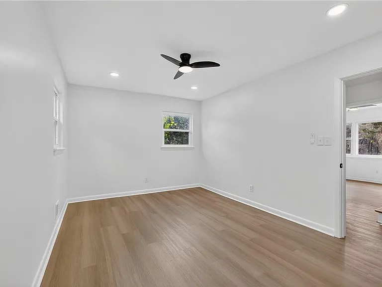 2967 Flat Shoals Rd — Photo 26