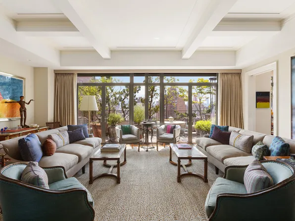 160 West 12th Street image 1 of 16